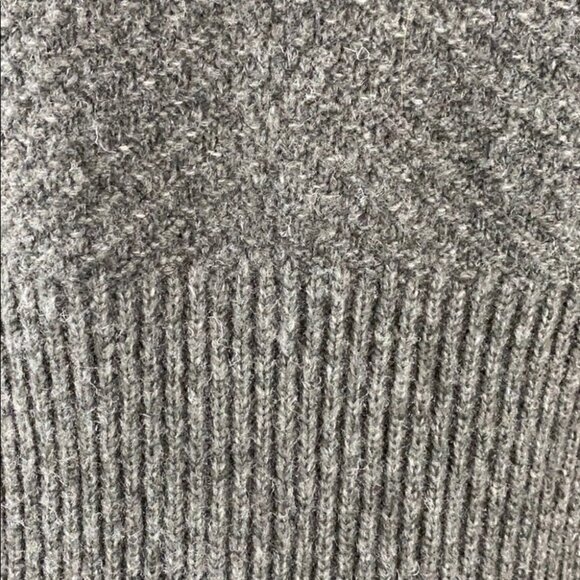 H&M Cozy Grey Knit Sweater Vest S - Picture 7 of 11
